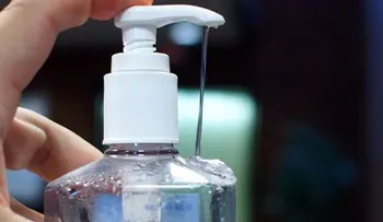 Muerte en una botella: este es utilizado por muchas personas y no son conscientes de que los está matando poco a poco!