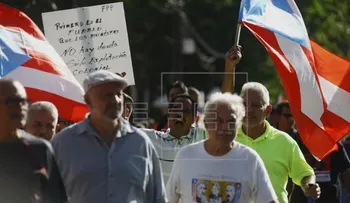 Puerto Rico deja de pagar 911 millones de dólares por falta de liquidez