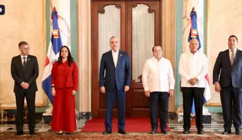 Abinader juramenta Consejo Consultivo para Transformación Policía
