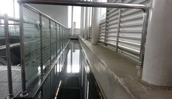 Lluvias inundan estación del Metro