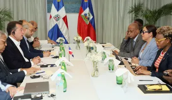 Cancilleres de RD y Haití acuerdan impulsar despliegue de la Fuerza Multinacional y normalizar operaciones consulares