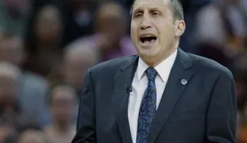 Los líderes Cavaliers despiden al entrenador David Blatt