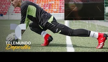El dramático momento en que un portero en Rusia fue impactado por un rayo 