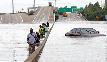 Harvey deja ya más de 30 muertos y 32.000 refugiados en Texas