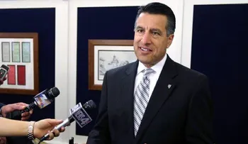 Gobernador Hispano muestra fuerza de republicanos