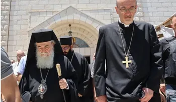 Israel atribuye a un "desvío involuntario" el ataque a la única iglesia católica de Gaza