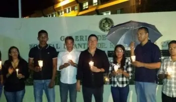 Juventud PRM realiza vigilia frente a Hospital Infantil Robert Reid Cabral