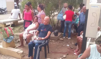 Incendio afecta cuarto de depósito del hospital Padre Fantino