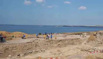 Hallan restos de una civilización antigua durante construcción de puente de energía a Crimea (Video)