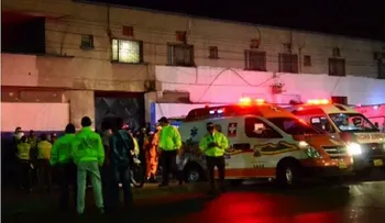10 muertos y 26 heridos por un incendio en una cárcel colombiana 