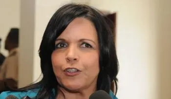 Minou Tavárez Mirabal critica debate sobre reelección presidente Medina