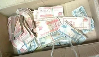 Apresan 16 personas y le ocupan más de medio millón de pesos