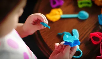 â??Tengo que escribirle al hombre que me violóâ?: el drama de las víctimas forzadas a criar niños con sus atacantes