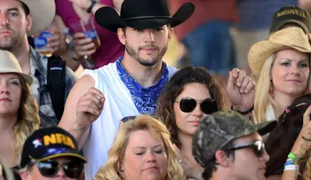 Ashton Kutcher en su nueva y poco convencional comedia