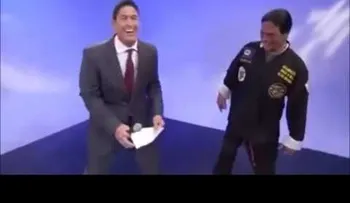 Y así es como se descubre a un falso maestro de kung-fu