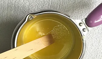 Dermatólogos se esconden! Al saber que tenían la cura natural y nunca te la dieron! Adiós arrugas, manchas, pecas y verrugas con solo mezclar esto! Rejuvenece tu cuerpo un 90%