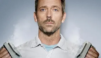 El médico alemán que logró salvar una vida inspirándose en Dr.House