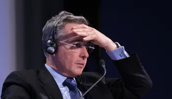 Fiscalía de Colombia pide a la Corte Suprema investigar a expresidente Uribe por masacre