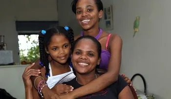 Medina entrega viviendas en Nagua