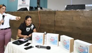 INTEC capacita a docentes en el uso de inteligencia artificial durante Semana Educativa 2026 de la Unecc