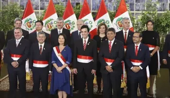 Keiko Fujimori juramenta nuevo gabinete ministerial en Perú