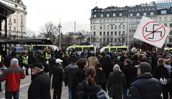 La tensión migratoria en Europa resulta en protestas en Suecia y Reino Unido