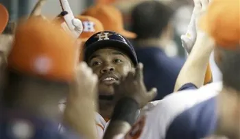 Valbuena pega jonrón en victoria de Astros ante Azulejos 