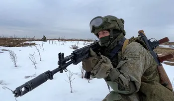 Putin instruye a las Fuerzas Armadas de Rusia garantizar el mantenimiento de la paz en Lugansk y Donetsk