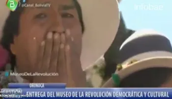 Evo Morales lloró al inaugurar un museo sobre su vida en Orinoca, su pueblo natal