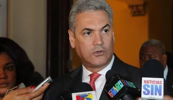 Ministro de Obras Públicas insiste Danilo debe reelegirse 