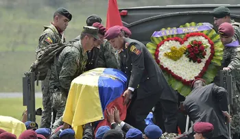 Gobierno de Ecuador decreta dos días de duelo nacional por muerte de 22 militares