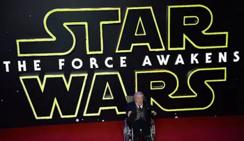 Murió Kenny Baker, el actor que le dio vida al legendario robot R2-D2