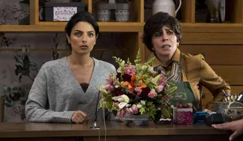 "La casa de las flores", la comedia negra de Netflix que busca romper con la figura de la "familia perfecta"
