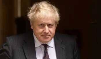 Boris Johnson no ve necesidad de restricciones a pesar de infecciones en Europa
