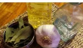 Echa laurel  ajo en una botella, luego ocúltala en un rincón de la casa y mira lo que sucede... 