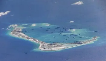 China construye una pista de aterrizaje en las disputadas islas Spratly