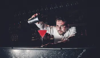 Chef líquido; el mexicano que conquistó Nueva York con sus cocteles