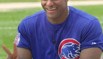 Sammy Sosa, Iván Rodríguez y Vizquel exaltados a Salón de la Fama Latino 