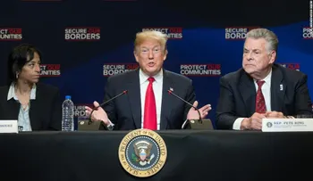 Trump despierta una tormenta de inmigración y culpa a los demócratas por los problemas de los niños en la frontera