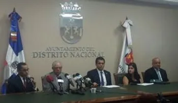 Alcaldía inicia recogida de basura en horario nocturno en más 30 sectores del DN 