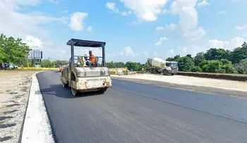 Gobierno inicia trabajos de asfaltado en la provincia San Cristóbal