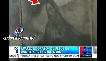 Aparece alegada imagen de Jesucristo en una cartera (VIDEO)