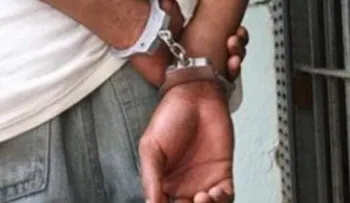 2 presos escapan de celda en Unidad contra violencia género