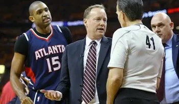 Expulsan  a Al Horford de juego por darle codazo a Dellavedova