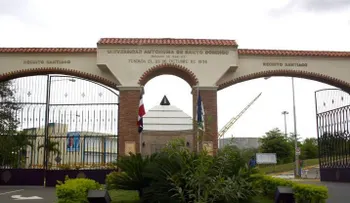 Niña de 3 años está grave tras tomar desgrasante
