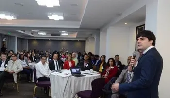 Expertos debaten compartición de infraestructuras y acceso a banda ancha en RD