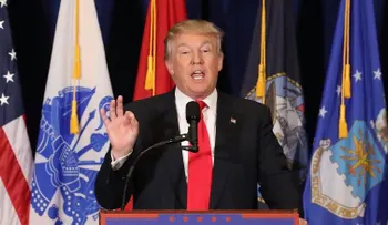 Tras una larga espera, Trump comienza a armar su plan de campaña
