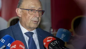 Juez indaga si bufete de Montoro creó entramado societario para desviar fondos
