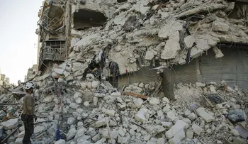 Rusia detiene temporalmente los bombardeos en Aleppo