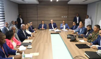 Presidente Abinader pasa revista plan de reconstrucción que le corresponde al Ministerio de Obras Públicas